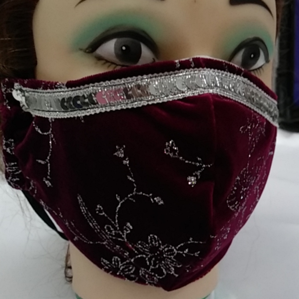 Facemask/Silver Roses